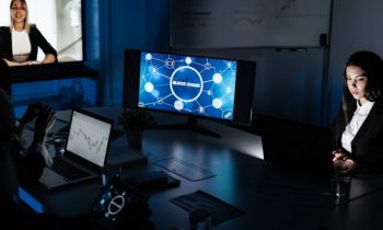 Blockchain Architecture vs. Traditional Financial Systems